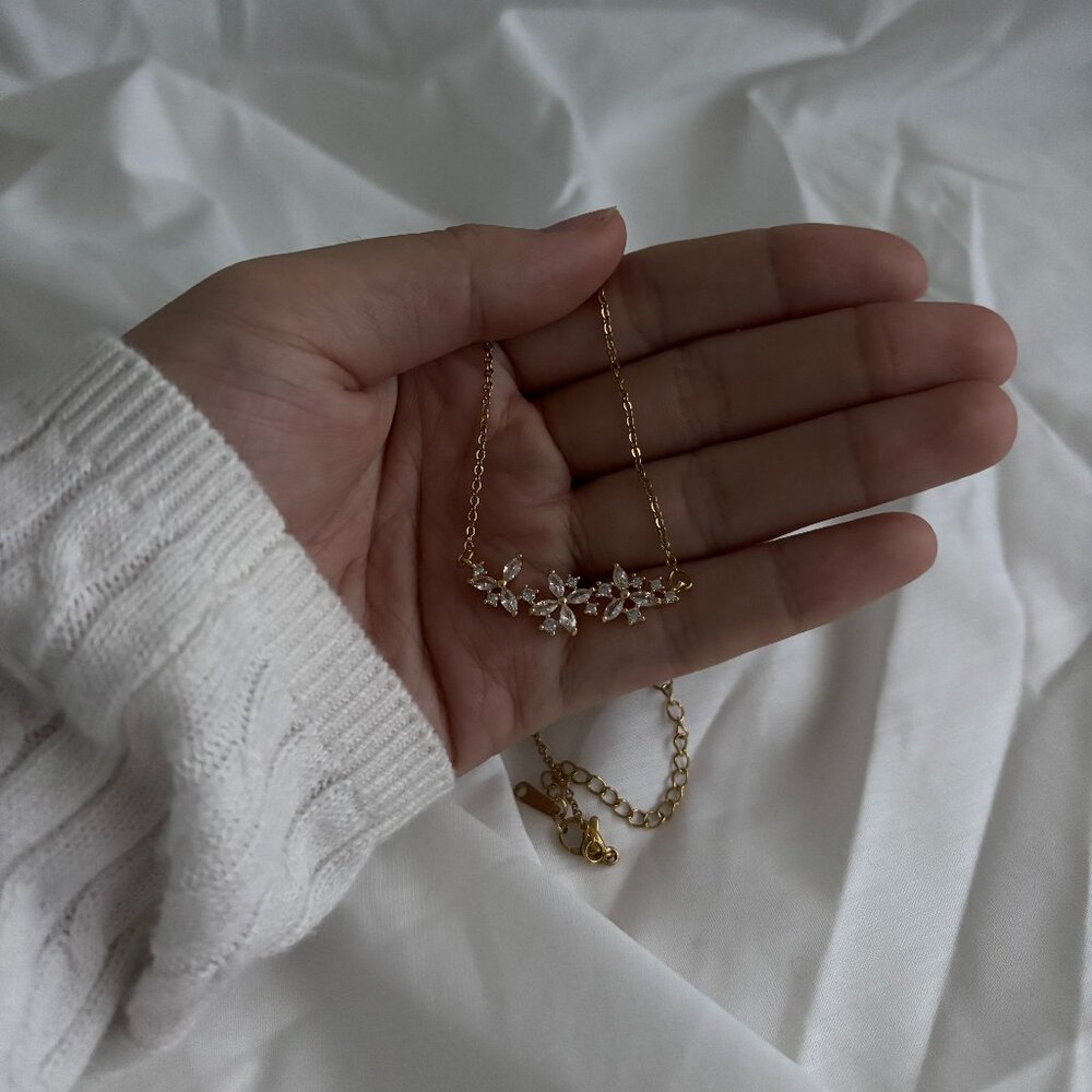 Flower Necklace